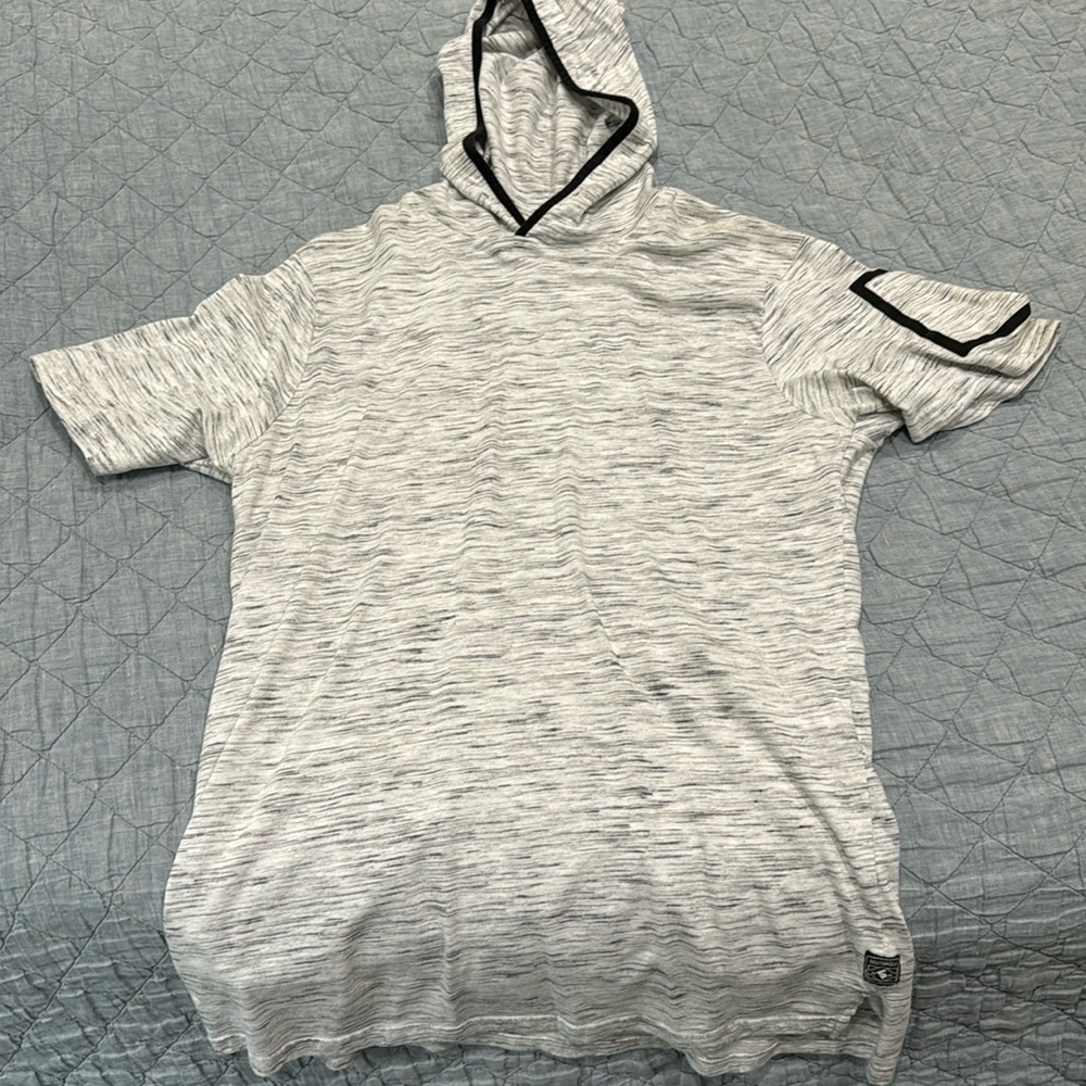 South Pole XL Short Sleeve Hoodie